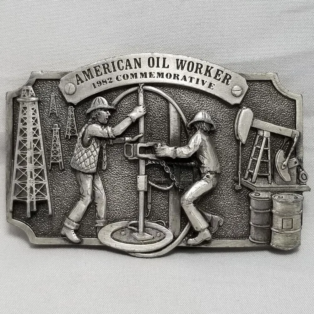 Belt Buckle Pewter 1982 American Oil Worker 1982 Commemorative Oil Refinery‎